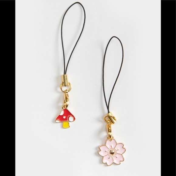 URBAN SOUL 2 Pack Flower & Mushroom Phone Charms, NWT, For Bundle Purchases Only - Picture 2 of 7